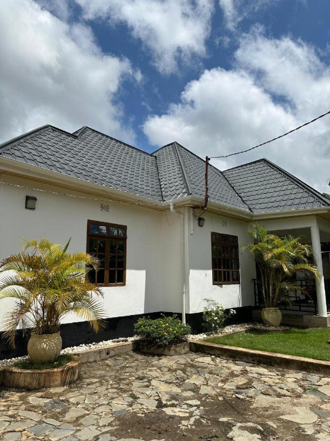 Kimya Homestay Nkoanrua Exteriör bild