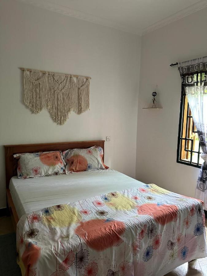 Kimya Homestay Nkoanrua Exteriör bild