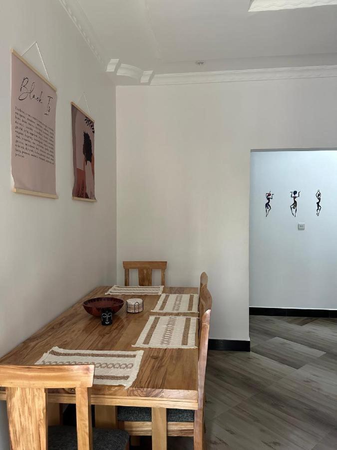 Kimya Homestay Nkoanrua Exteriör bild