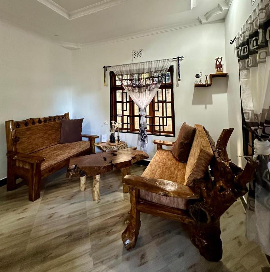Kimya Homestay Nkoanrua Exteriör bild